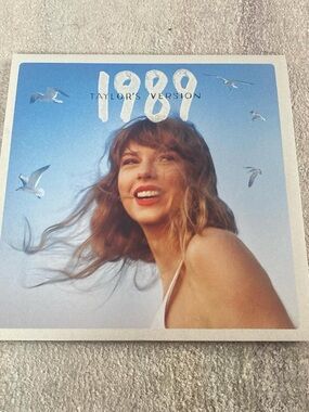 Taylor Swift Blue and Skin-Tone Portrait Print